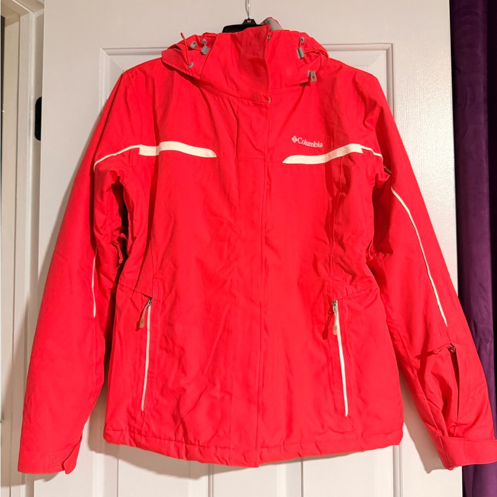 Columbia Vibrant Coral Outdoor
